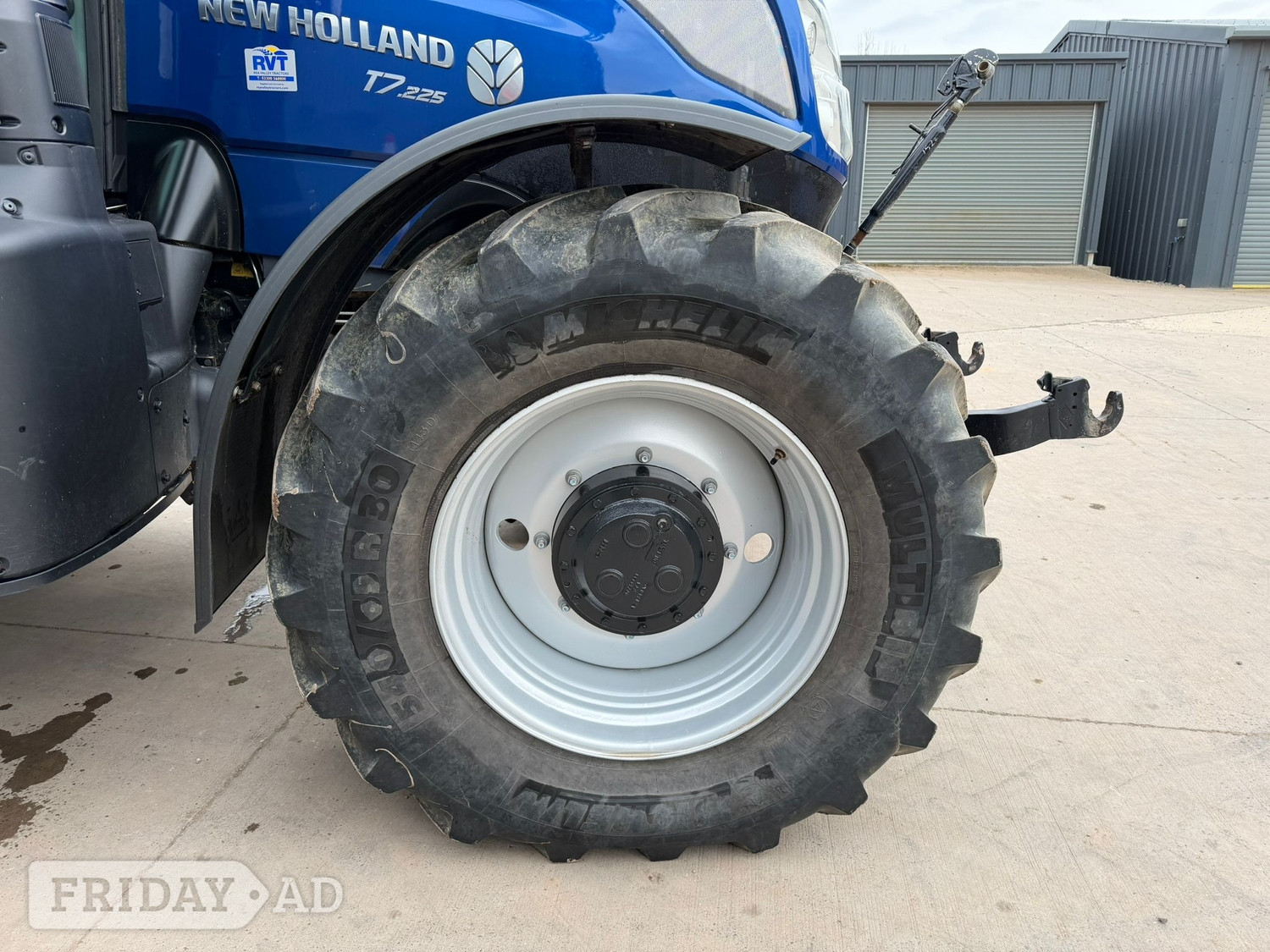 New Holland T7.225 BluePower (2024) Tractor - Farm & Agricultural Vehicles