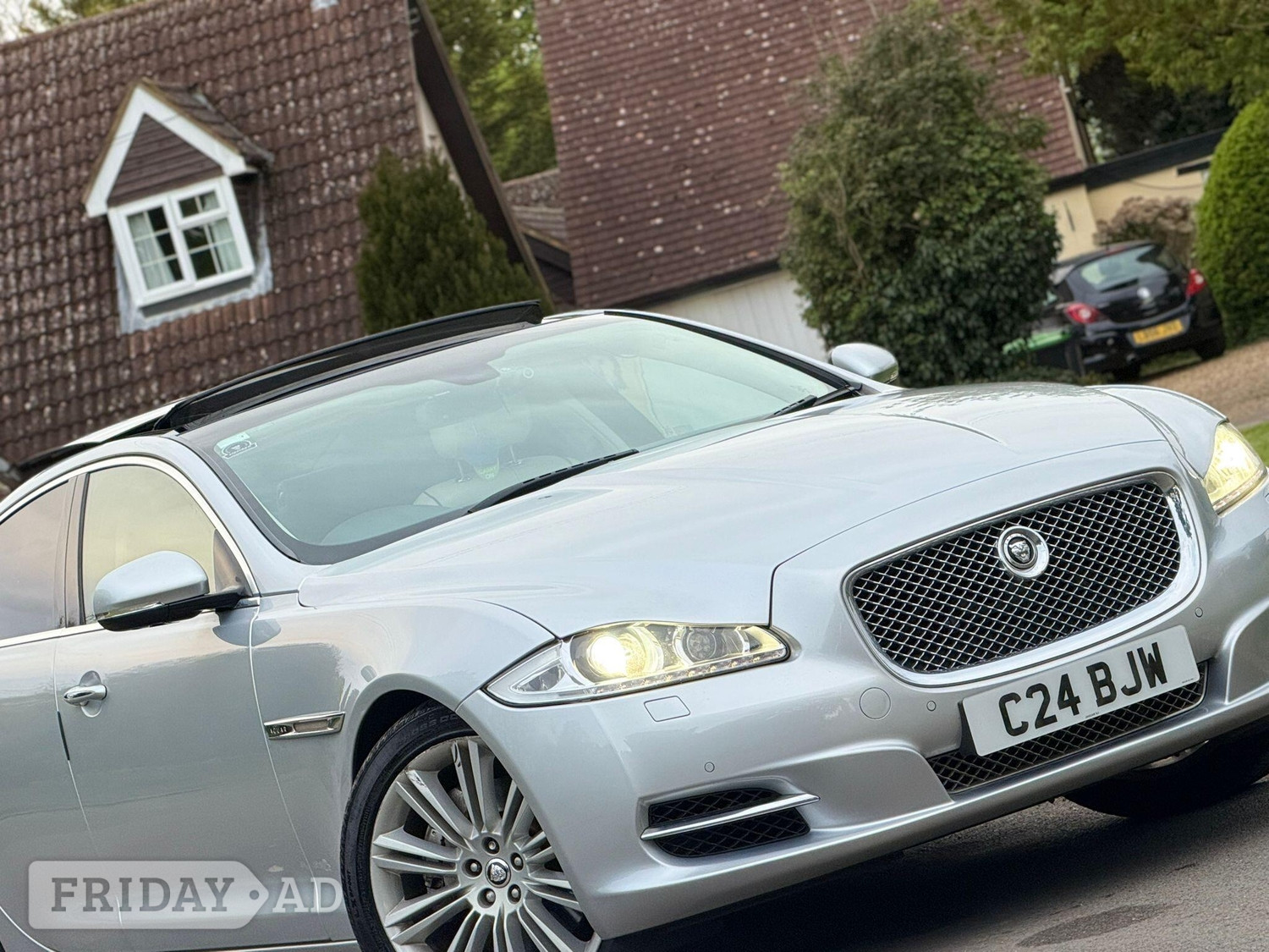 [ berth ]Jaguar XJ