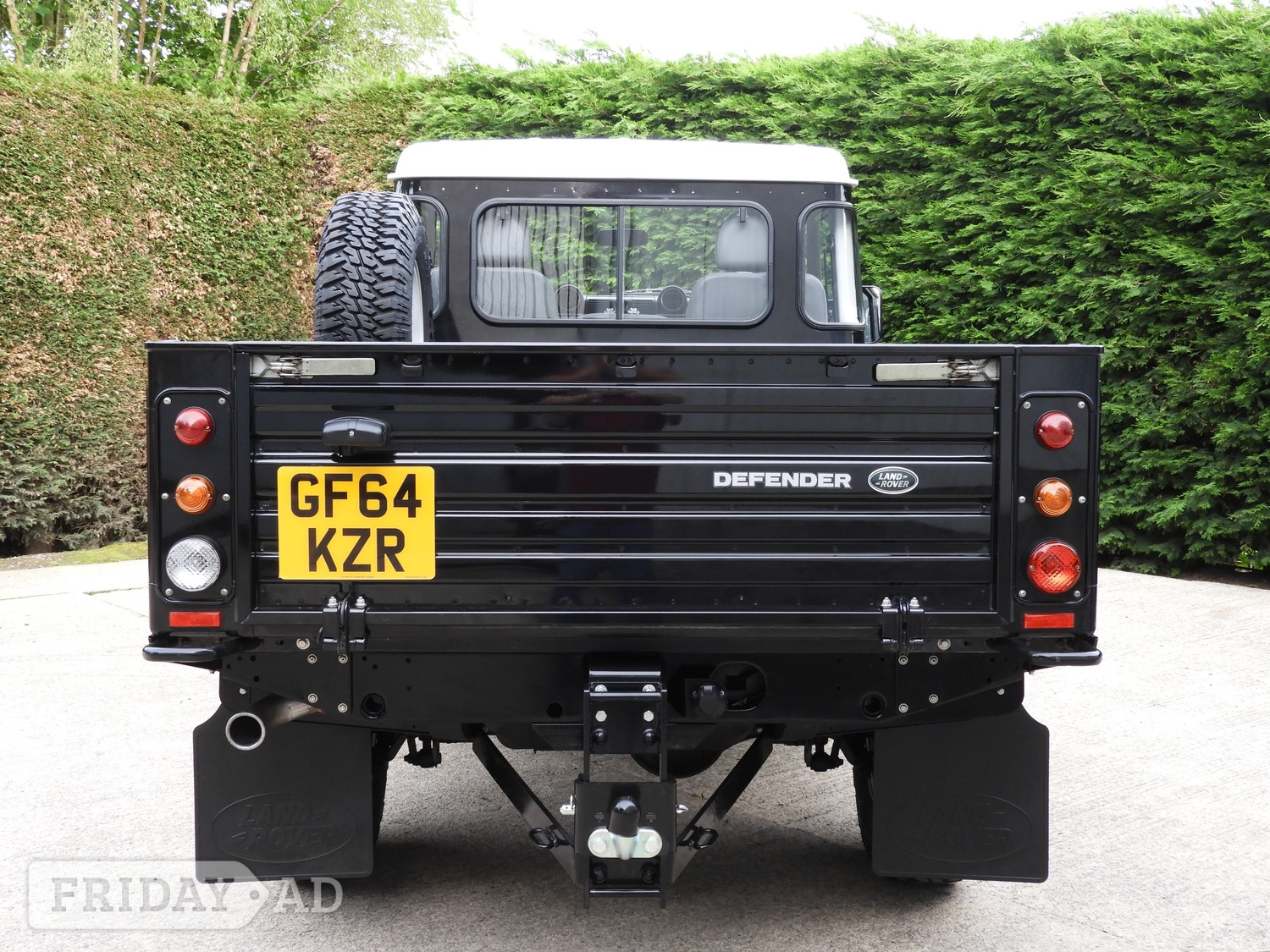 Land Rover Defender 110 2014 - Cars in Congleton