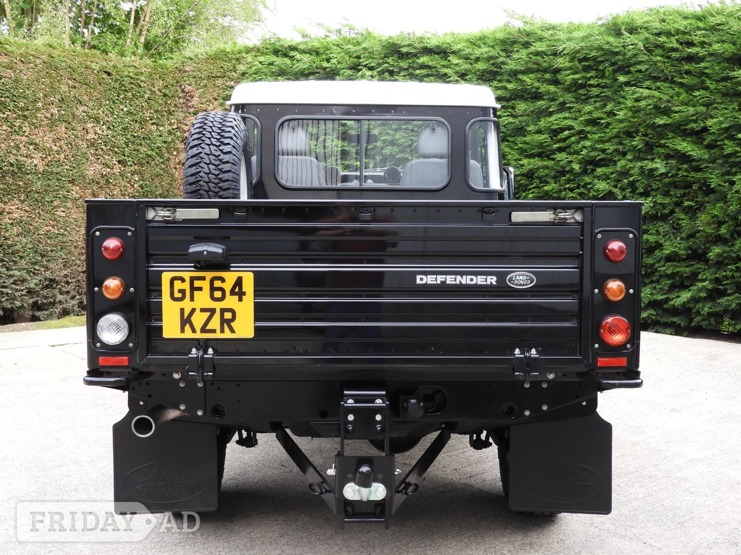 Land Rover Defender 110 2014 - Cars in Congleton