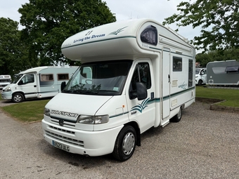 Elddis Autostratus 2000