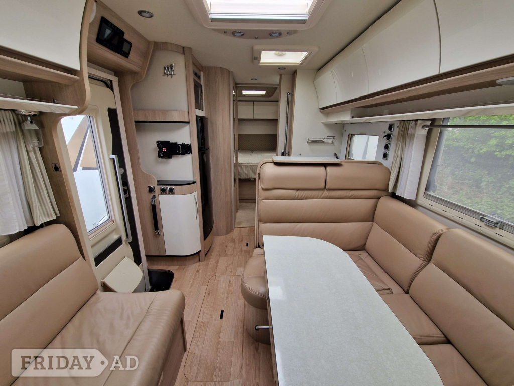 Rapido Distinction i190 Highbridge