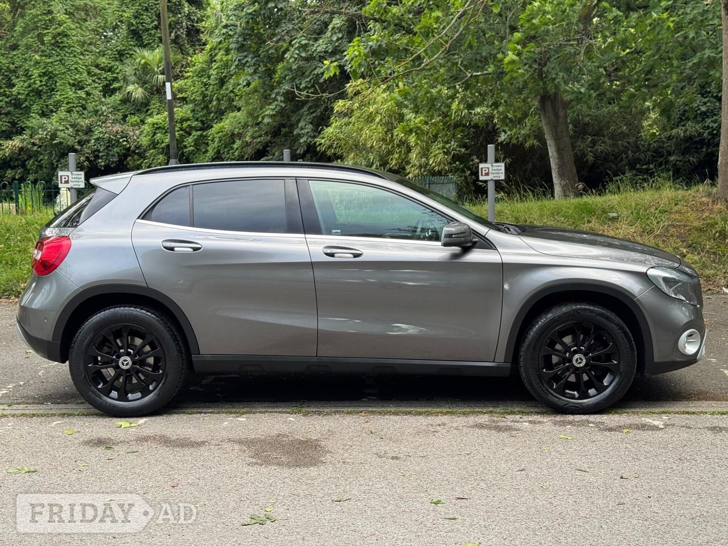[ berth ]Mercedes-Benz GLA