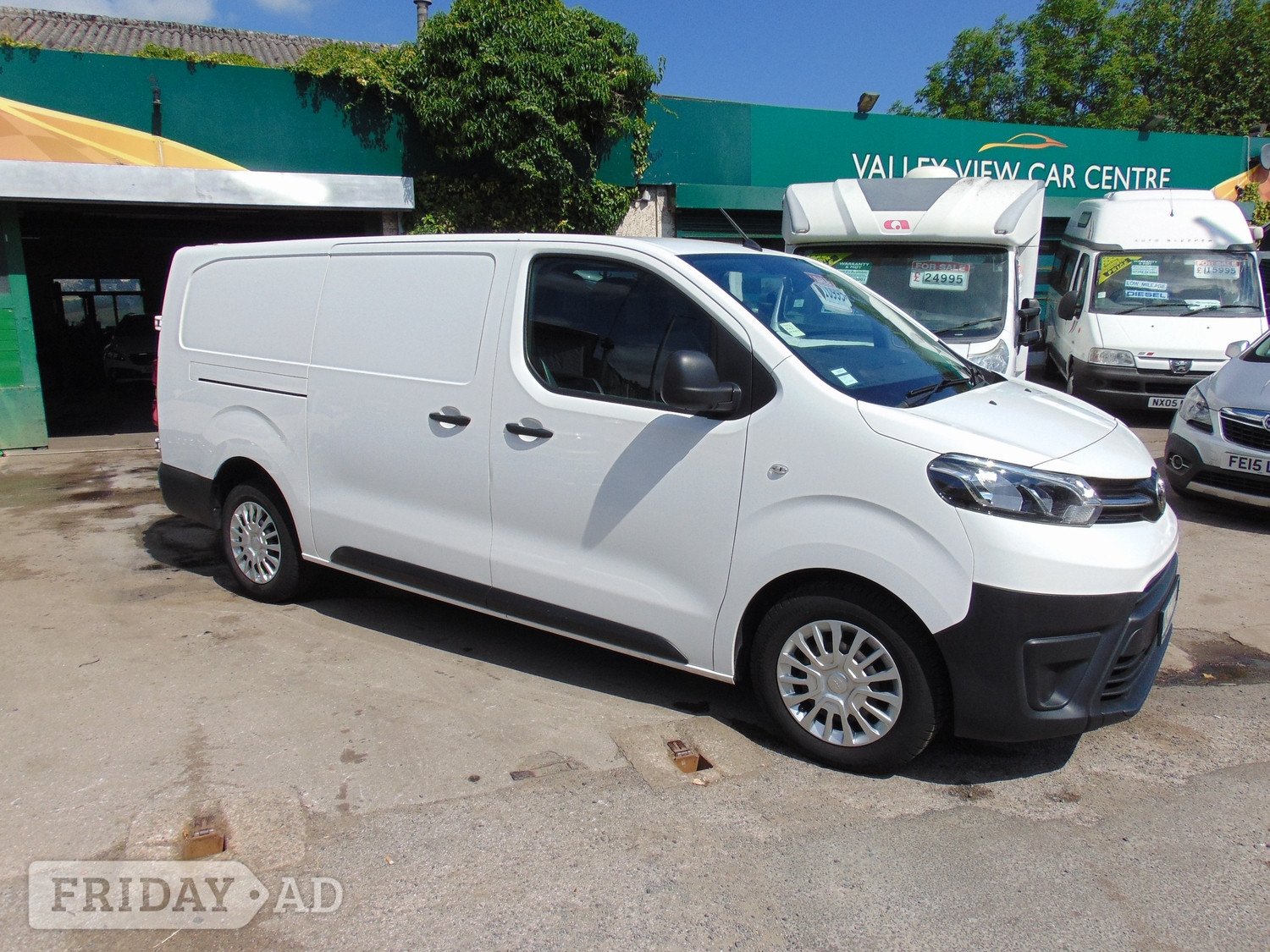 Toyota ProAce 2022 in Keighley