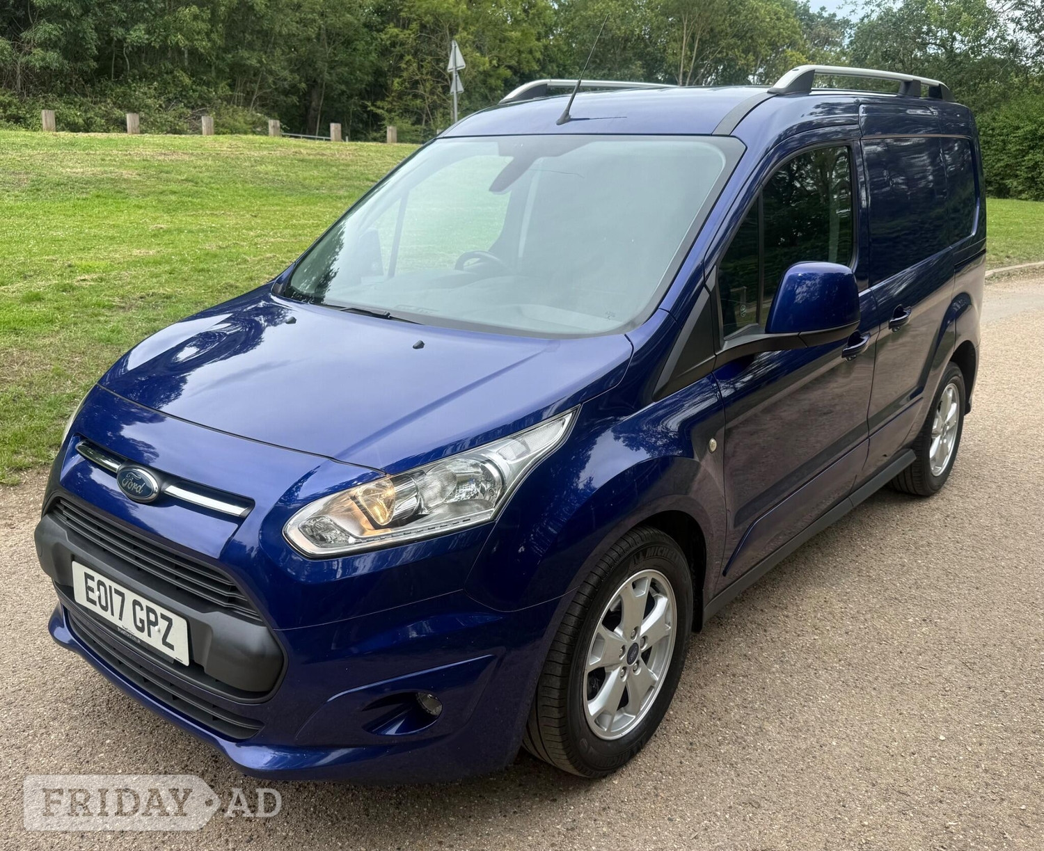 [ berth ]Ford Transit Connect