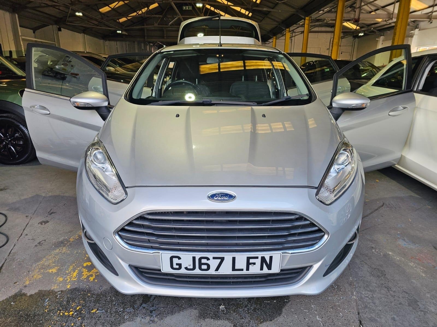 Ford Fiesta 2017 - Cars