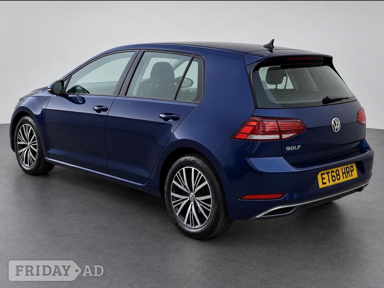 Volkswagen Golf 2019 - Cars in Willesden