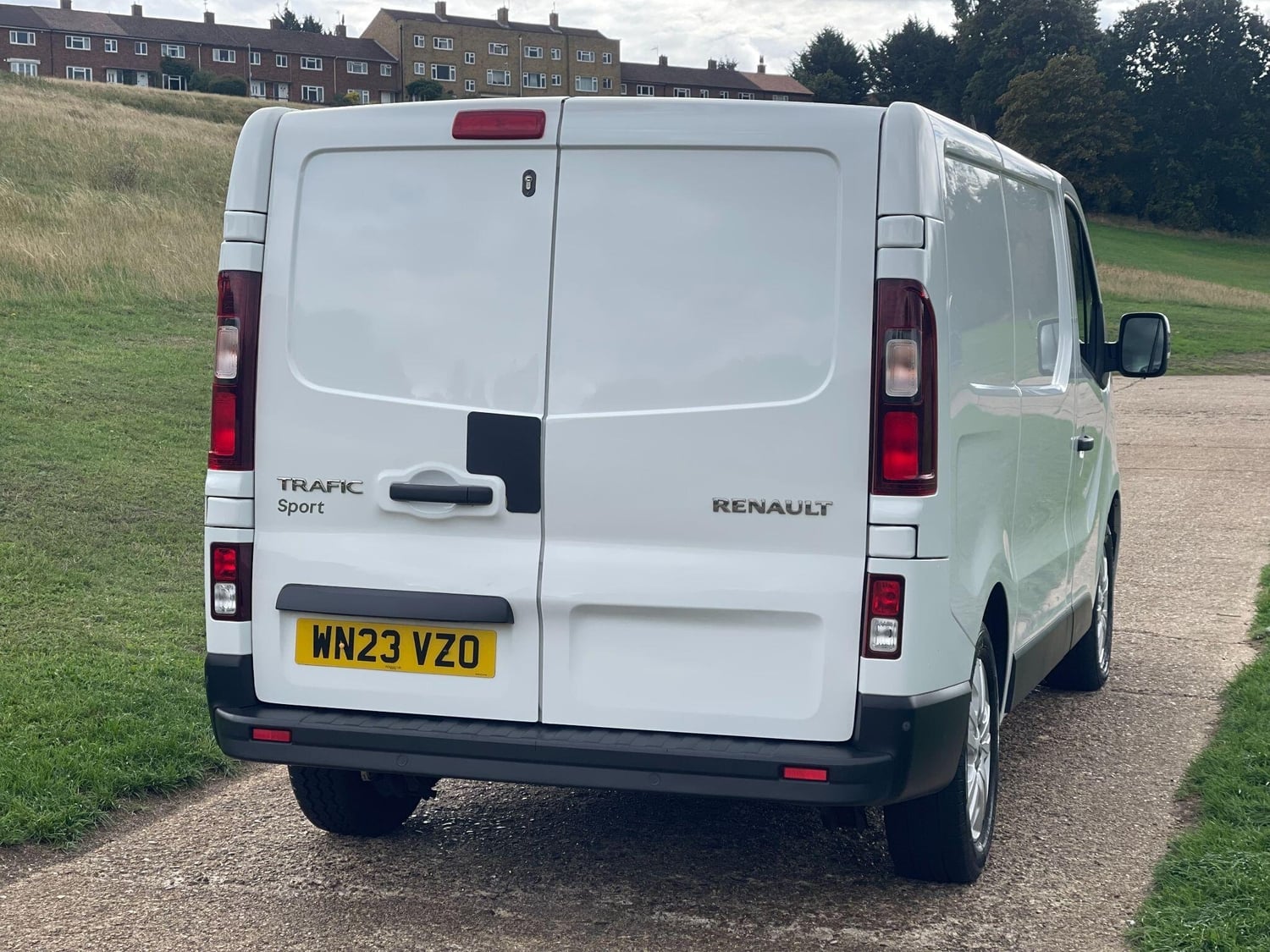 Renault Trafic 2023 - Vans & Commercial Vehicles