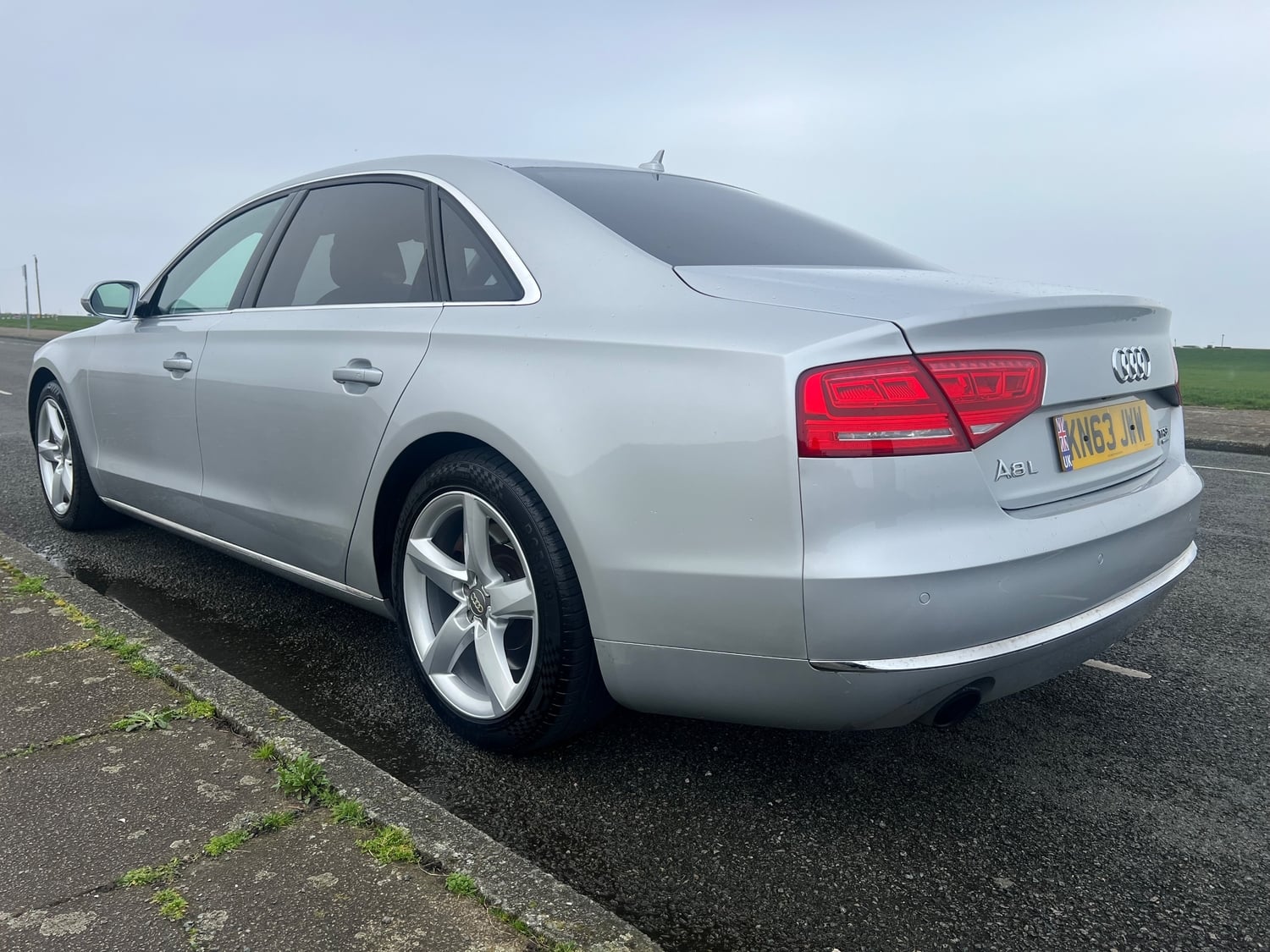 Audi A8 2013 - Cars