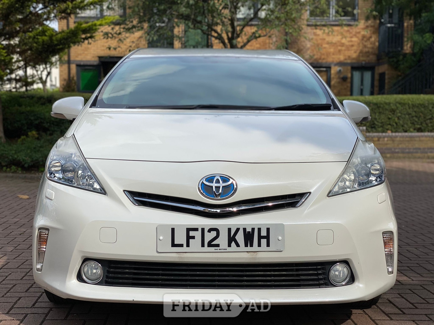 Toyota 7 Seat Prius London