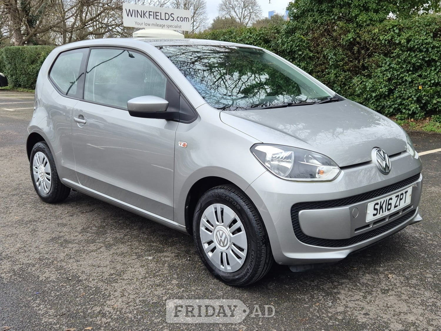 Volkswagen UP! 2016 in East Molesey
