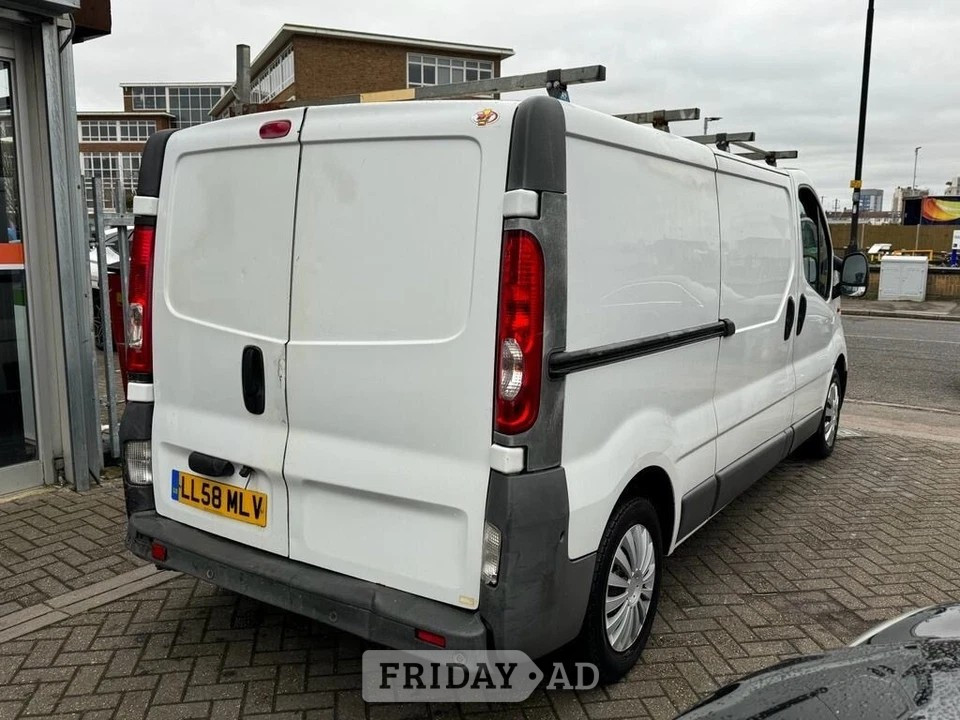 Vauxhall Vivaro 2009 - Vans & Commercial Vehicles in Slough
