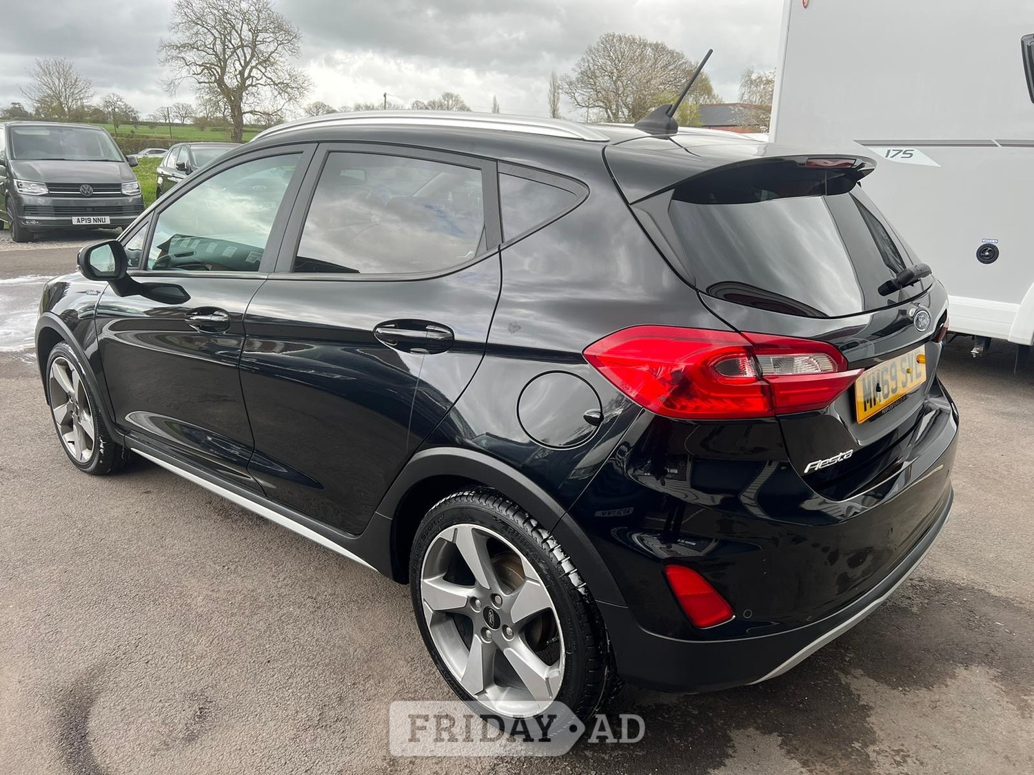 [ berth ]Ford Fiesta