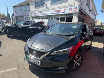 Nissan LEAF 2021