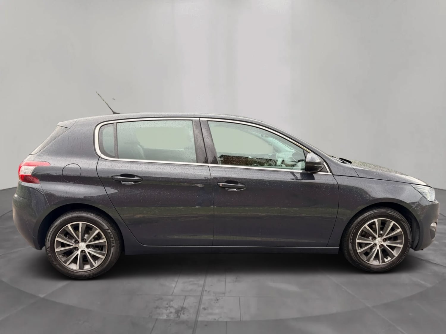 Peugeot 308 2016 - Cars in Middlesbrough