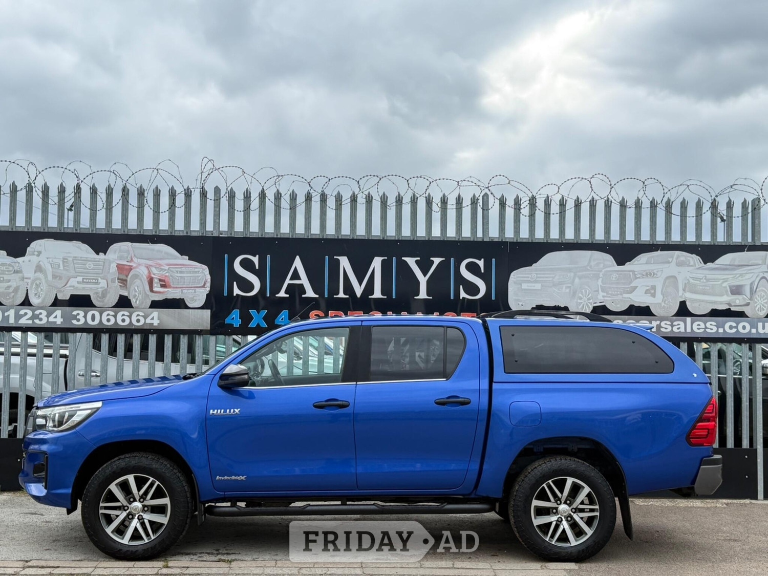 Toyota Hilux 2019 - Vans & Commercial Vehicles in Bedford