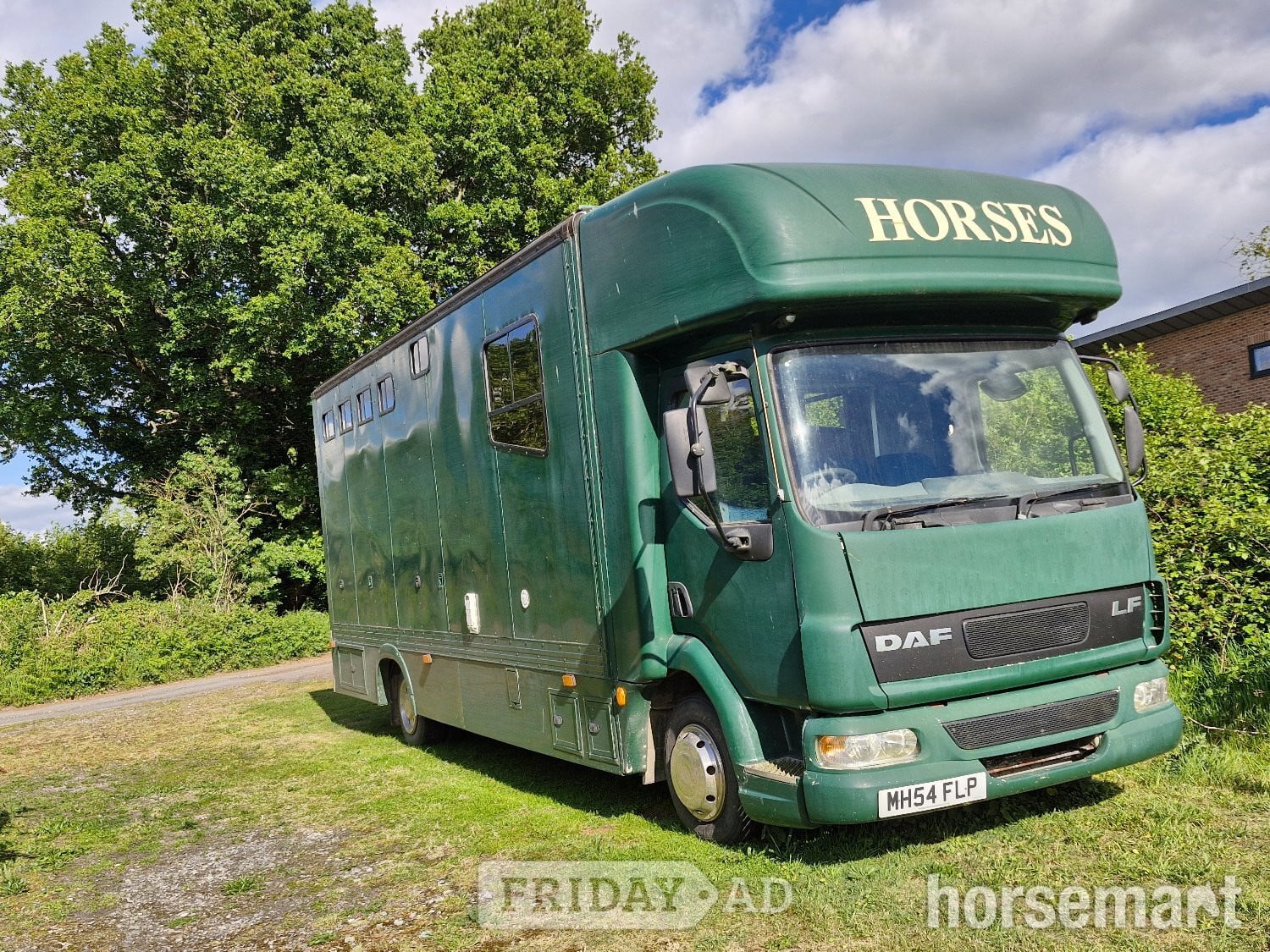 RJ Horseboxes  Devizes