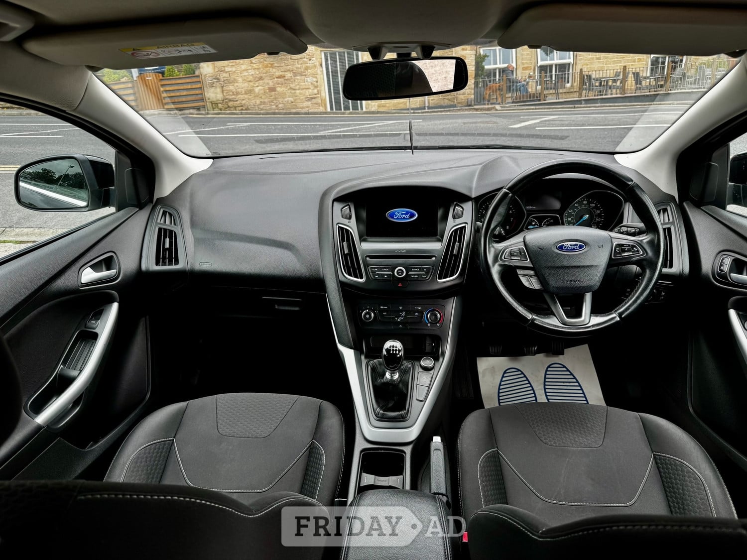 Ford Focus 2017 - Cars in Bolton