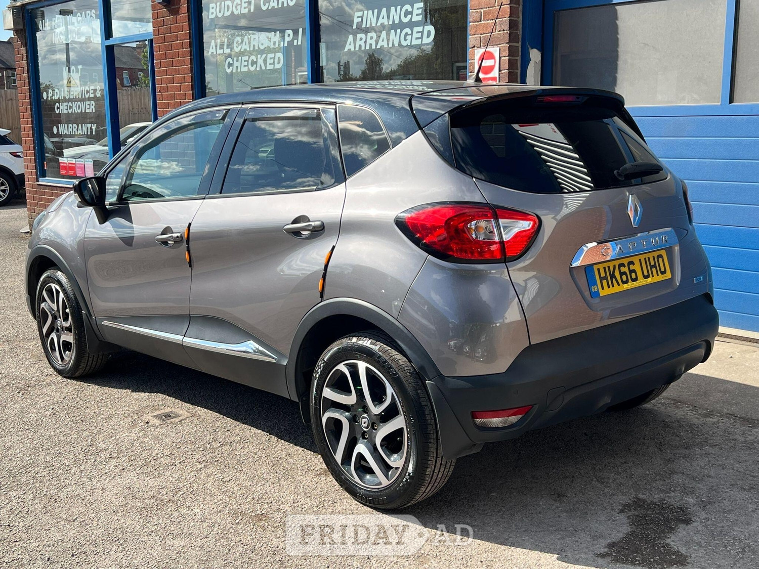 [ berth ]Renault Captur