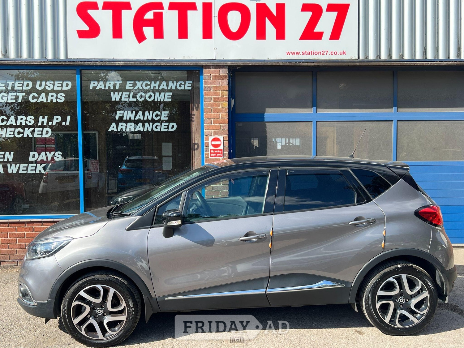 Renault Captur 2016 - Cars in Heanor