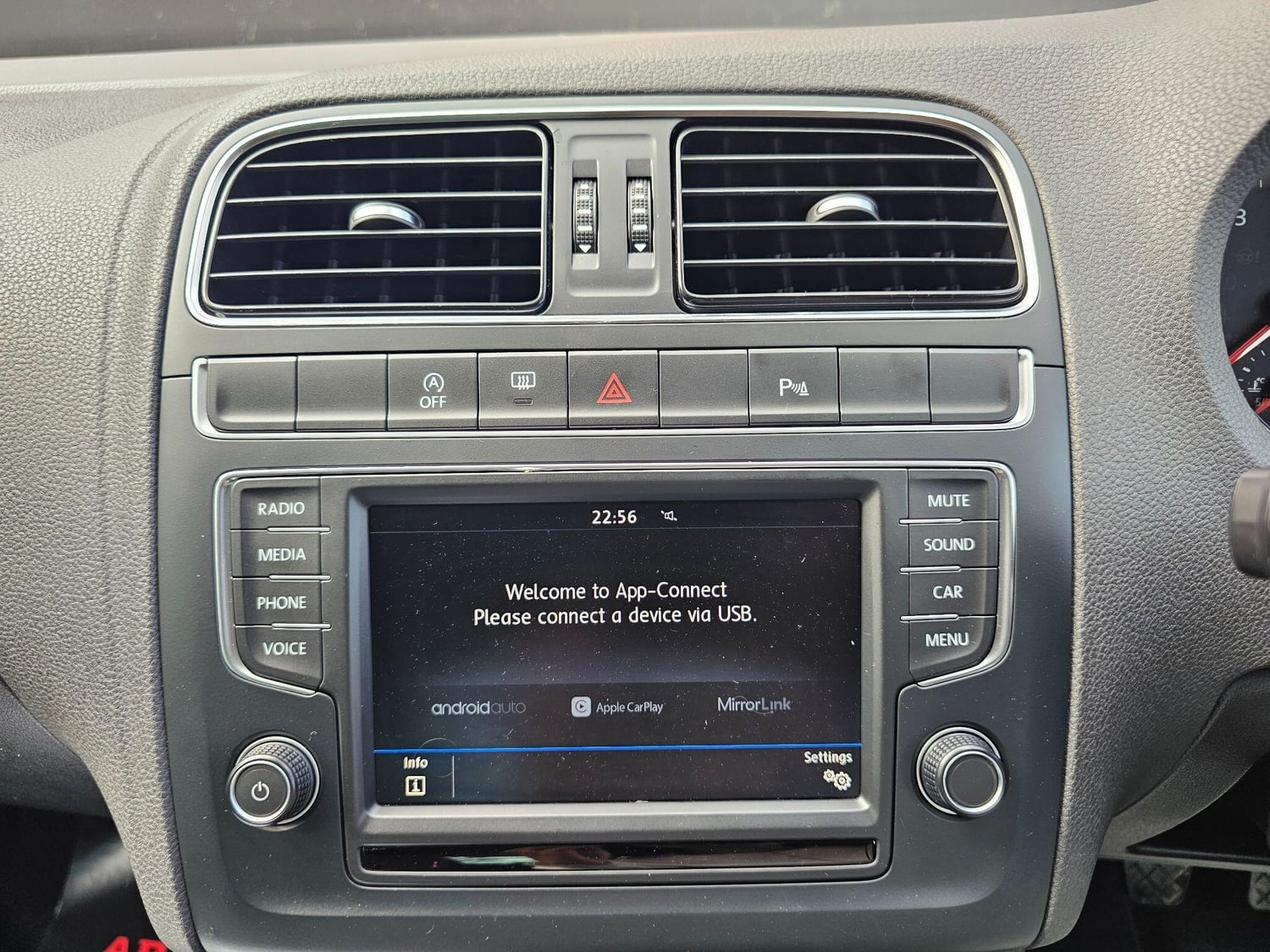 [ berth ]Volkswagen Polo