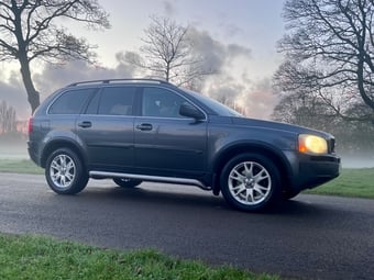 Volvo XC90 2004
