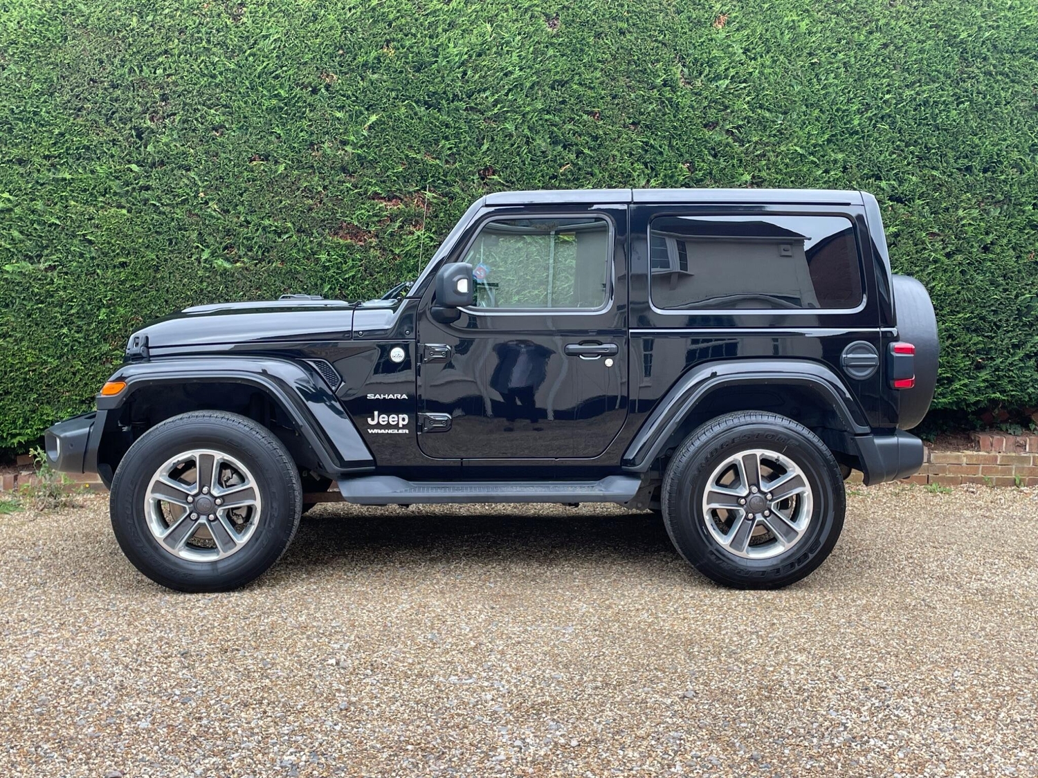 Jeep Wrangler 2019 - Cars