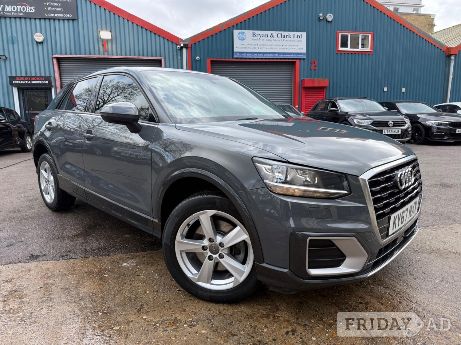 [ berth ]Audi Q2