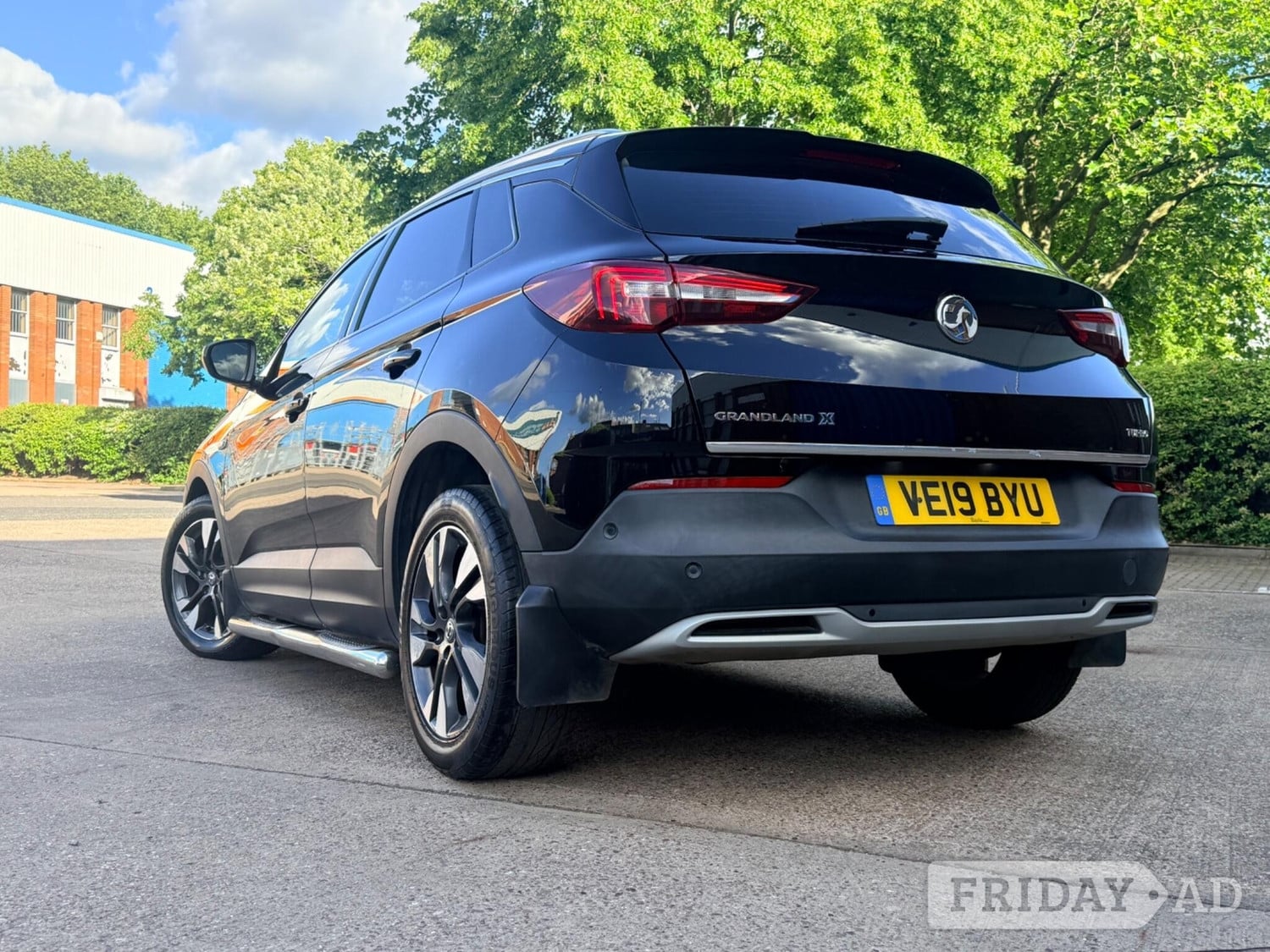 [ berth ]Vauxhall Grandland X
