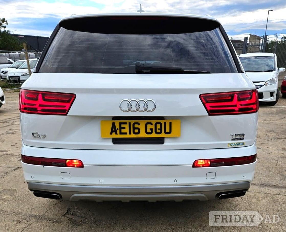 Audi Q7 2016 - Cars
