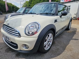 Mini Hatch 2013
