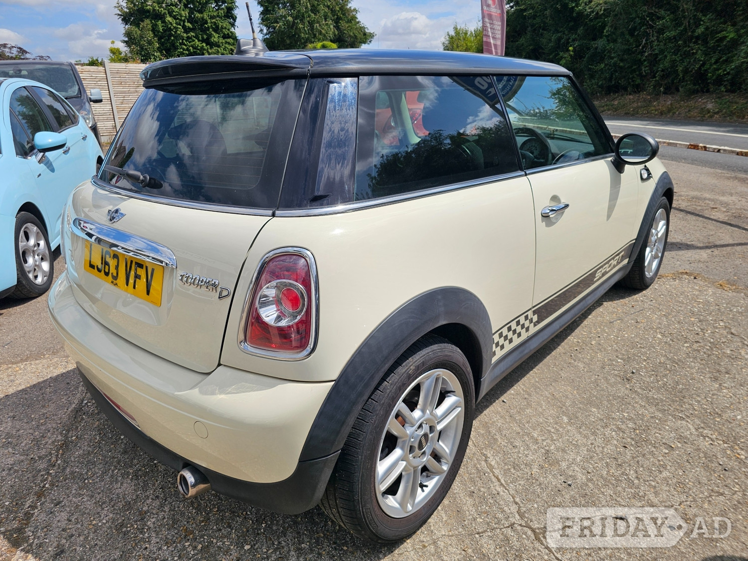 [ berth ]Mini Hatch