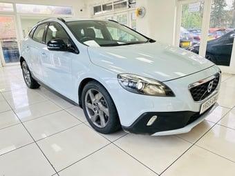 Volvo V40 Cross Country 2015