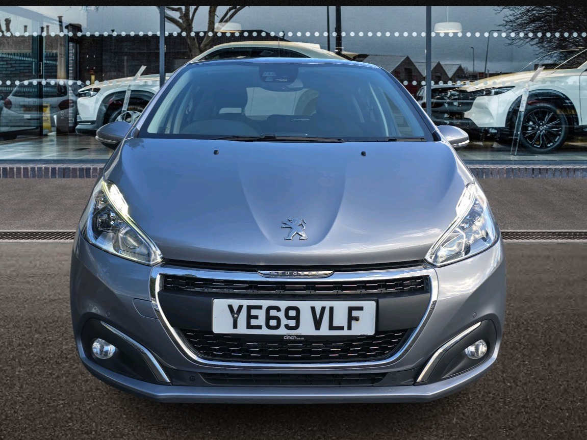 Peugeot 208 Glasgow