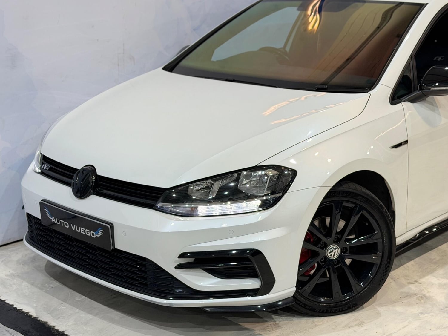 Volkswagen Golf 2019 - Cars