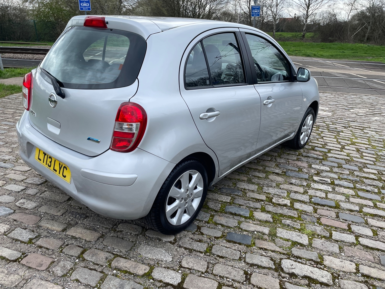 Nissan Micra 2013 - Cars
