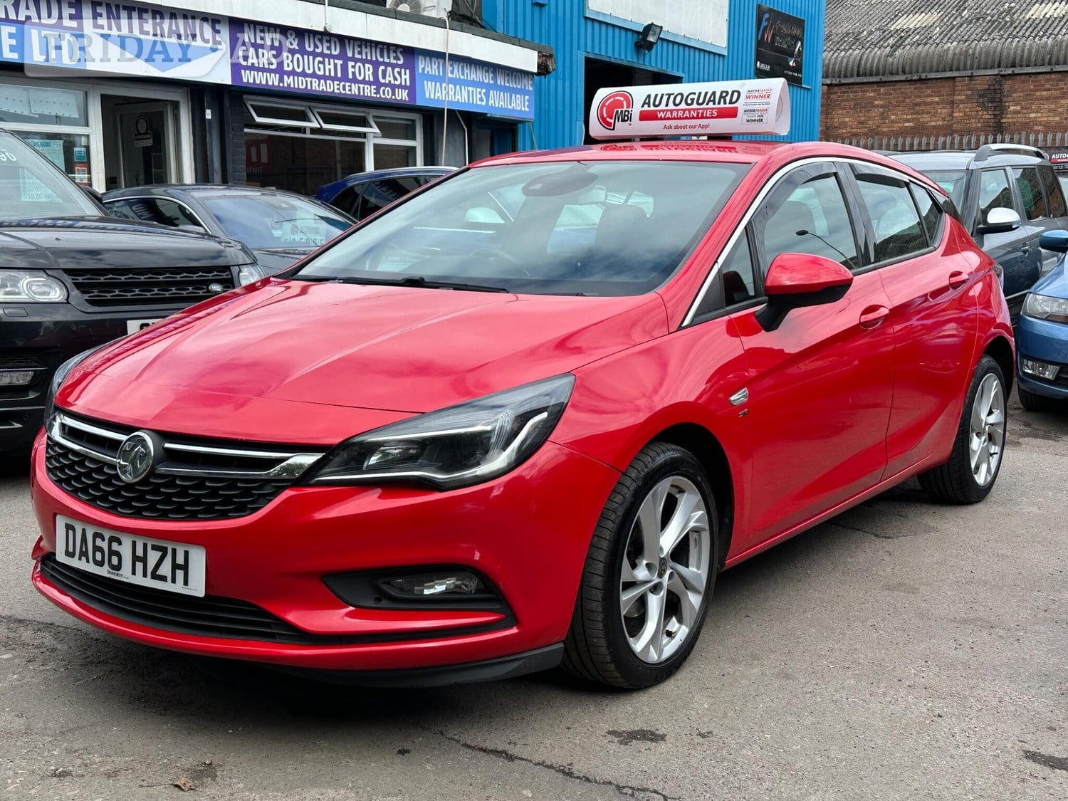 [ berth ]Vauxhall Astra