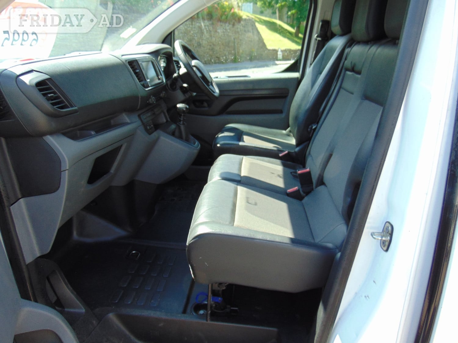 Peugeot Expert 2018 - Vans & Commercial Vehicles