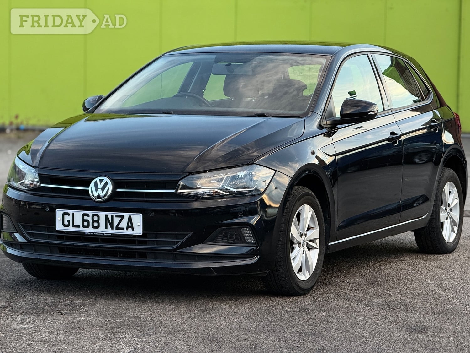 [ berth ]Volkswagen Polo