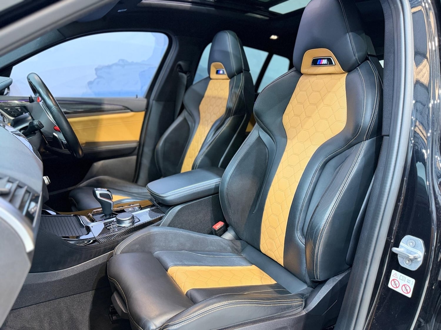 [ berth ]BMW X4 M