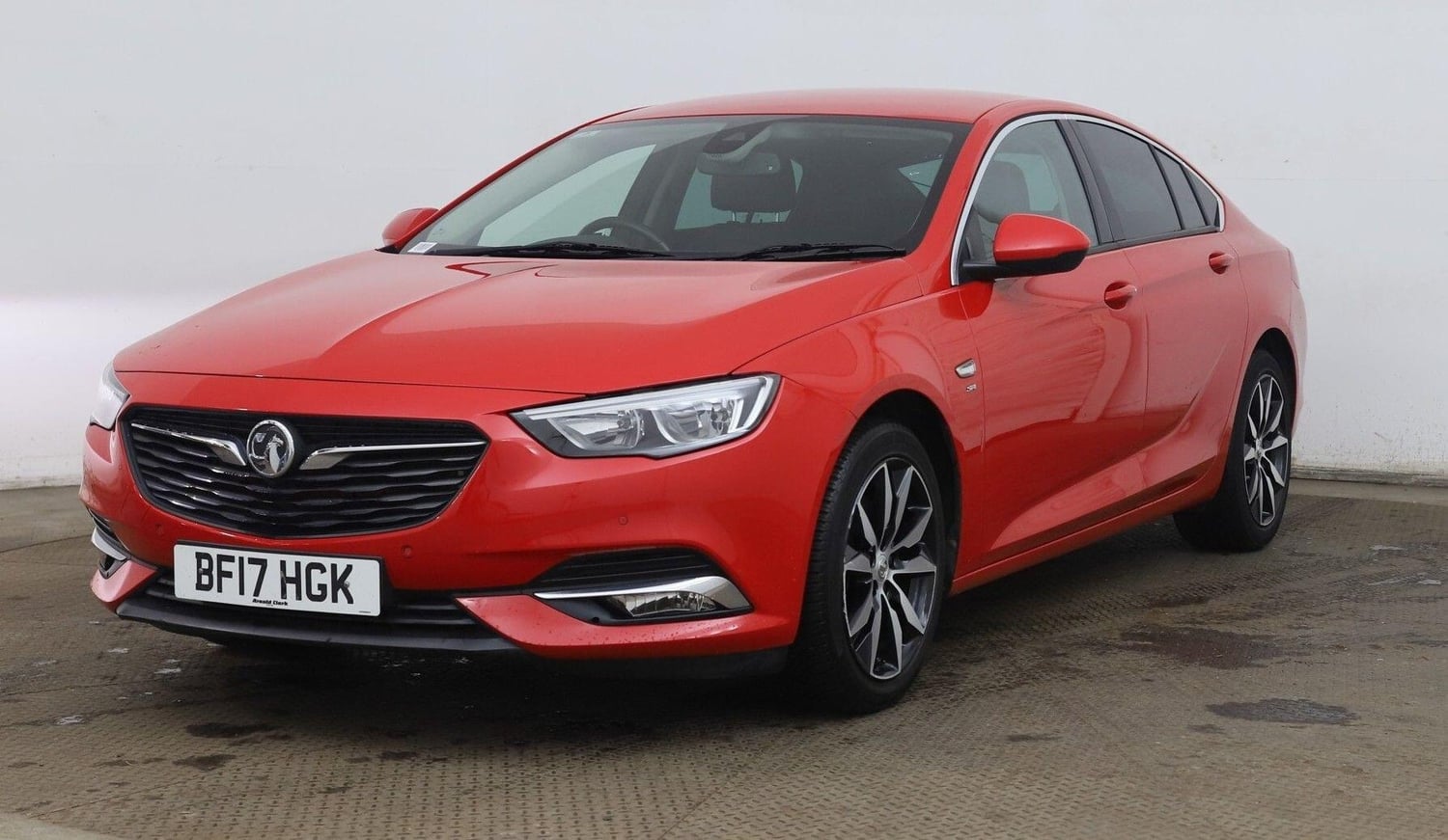 [ berth ]Vauxhall Insignia