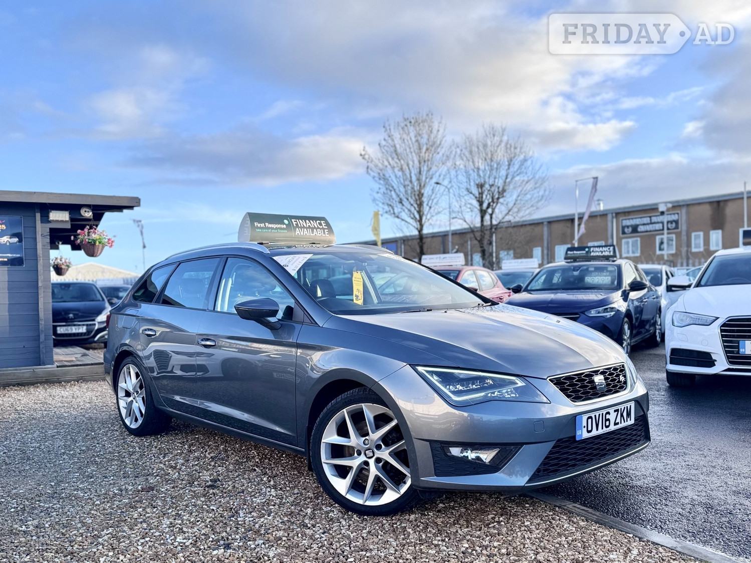 SEAT Leon 2016 in Cardiff