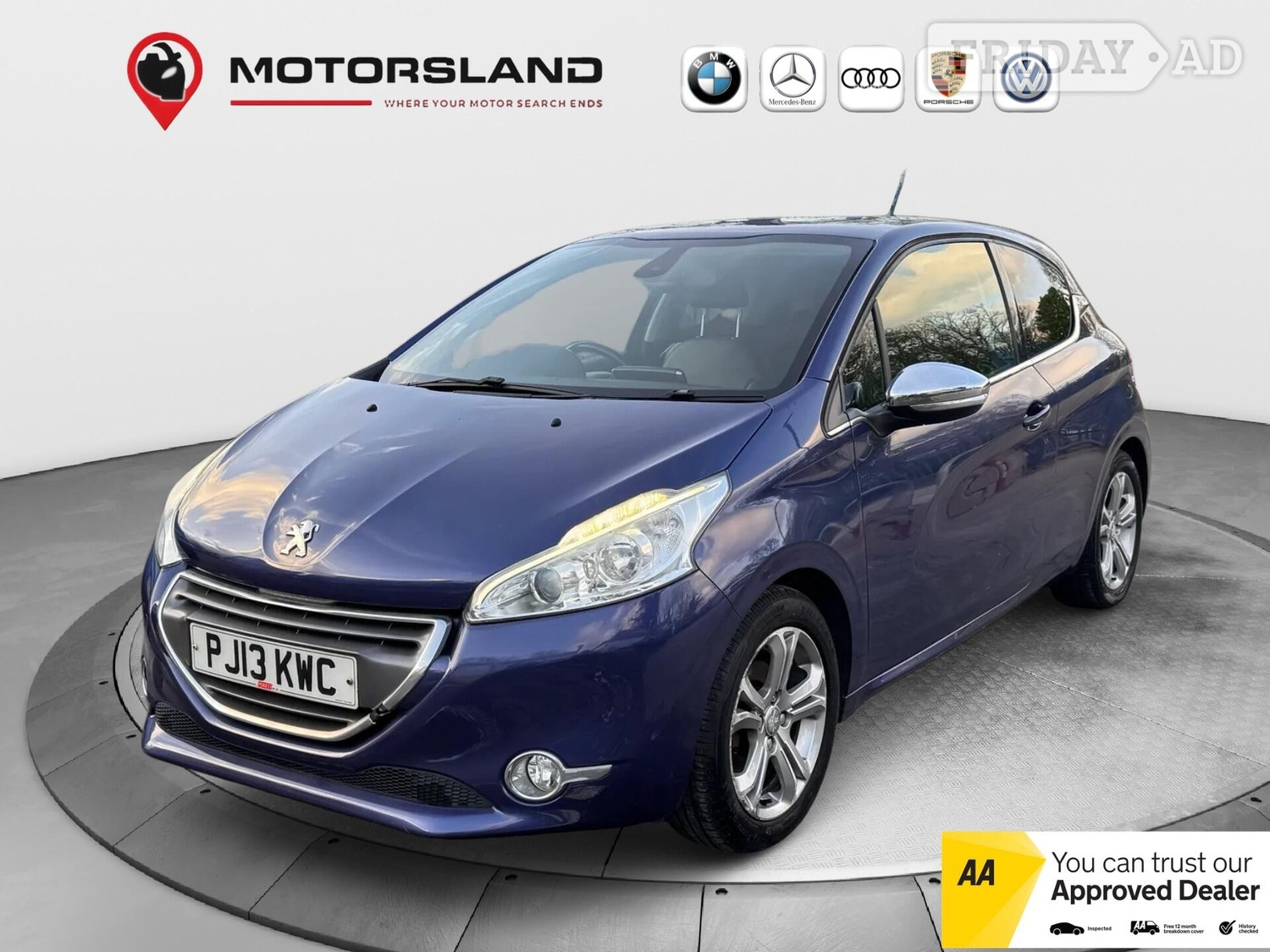 [ berth ]Peugeot 208