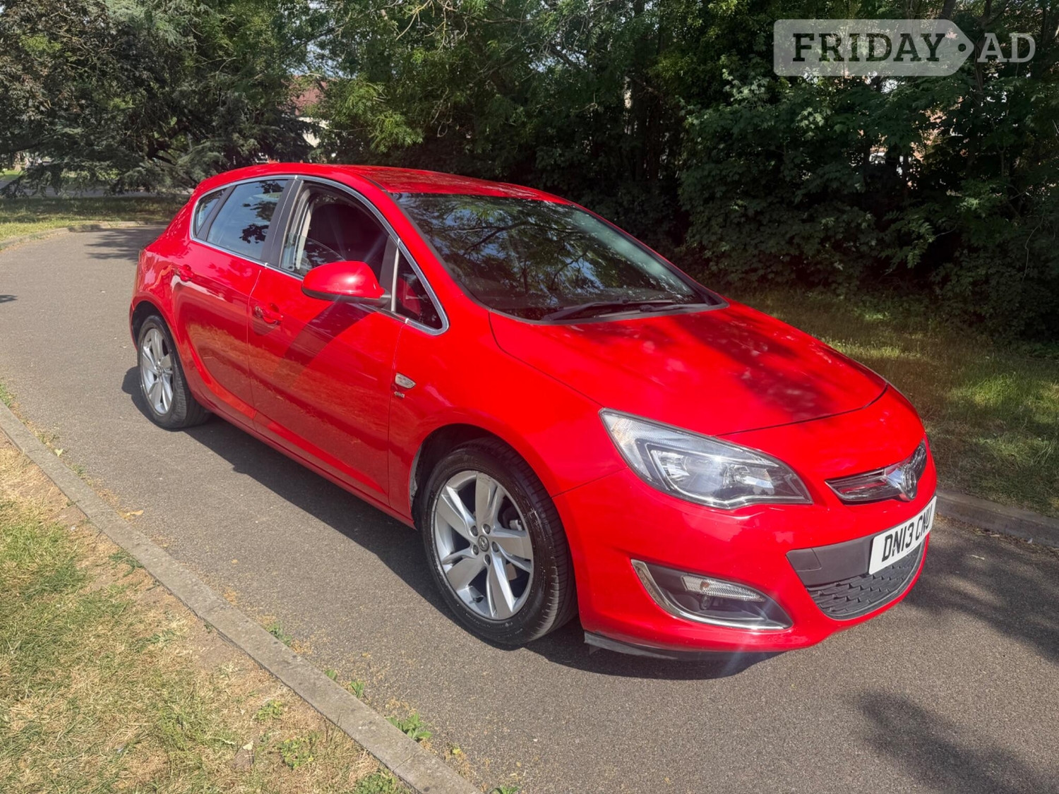 Vauxhall Astra 2013 in Uxbridge