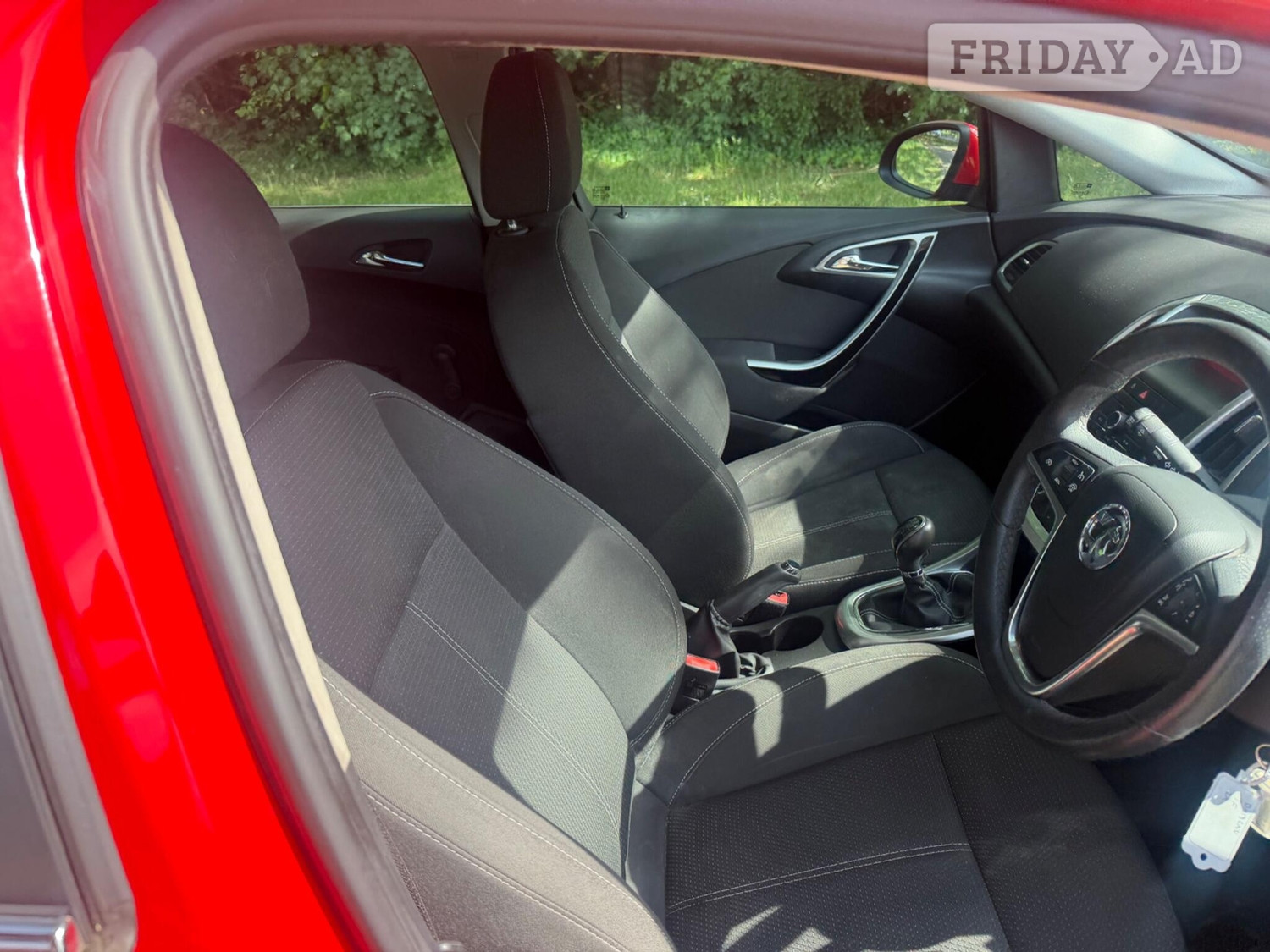 Vauxhall Astra 2013 - Cars