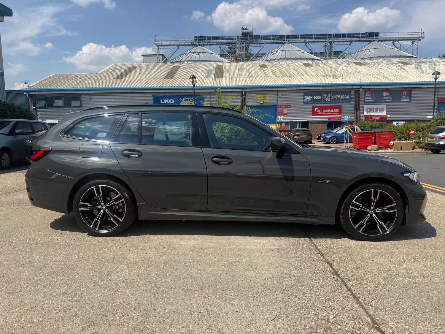 [ berth ]BMW 3 Series
