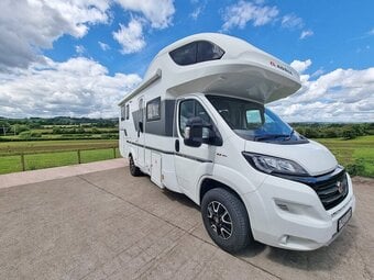 Adria Coral XL Plus 670 SP 2020 for sale