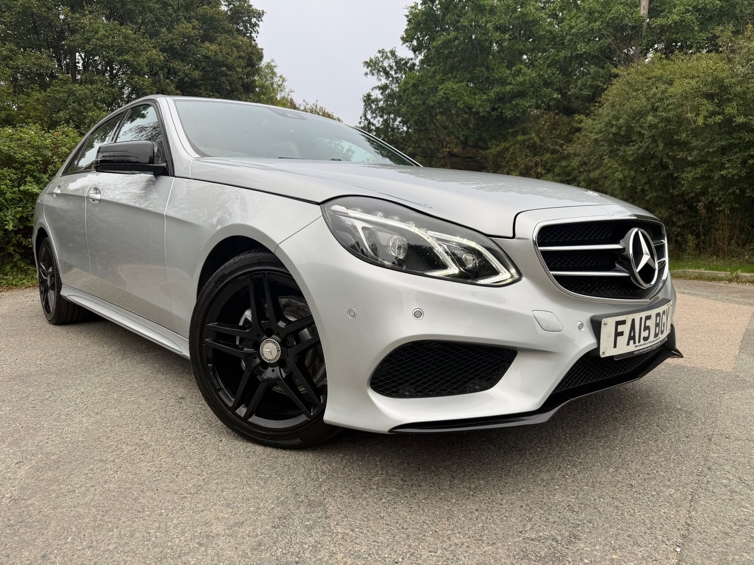[ berth ]Mercedes-Benz E Class