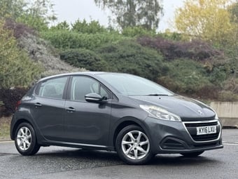 Peugeot 208 2016