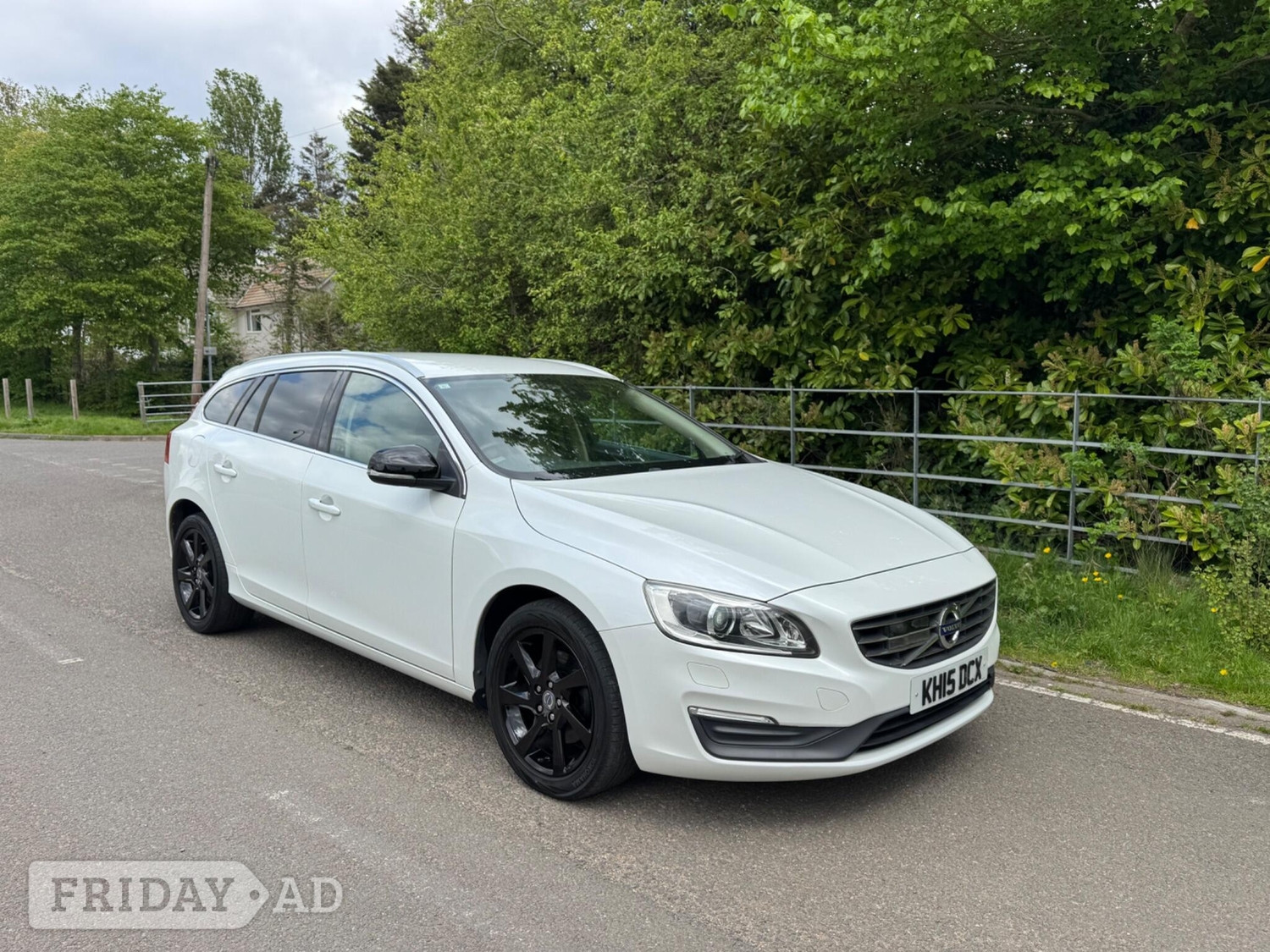 Volvo V60 2015 in Hayes